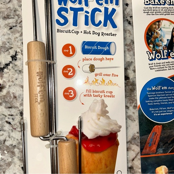 Wolf'em Stick Campfire Biscuit Cup Hotdog Roaster Cooking Tool Marshmallow Stick - Picture 3 of 6